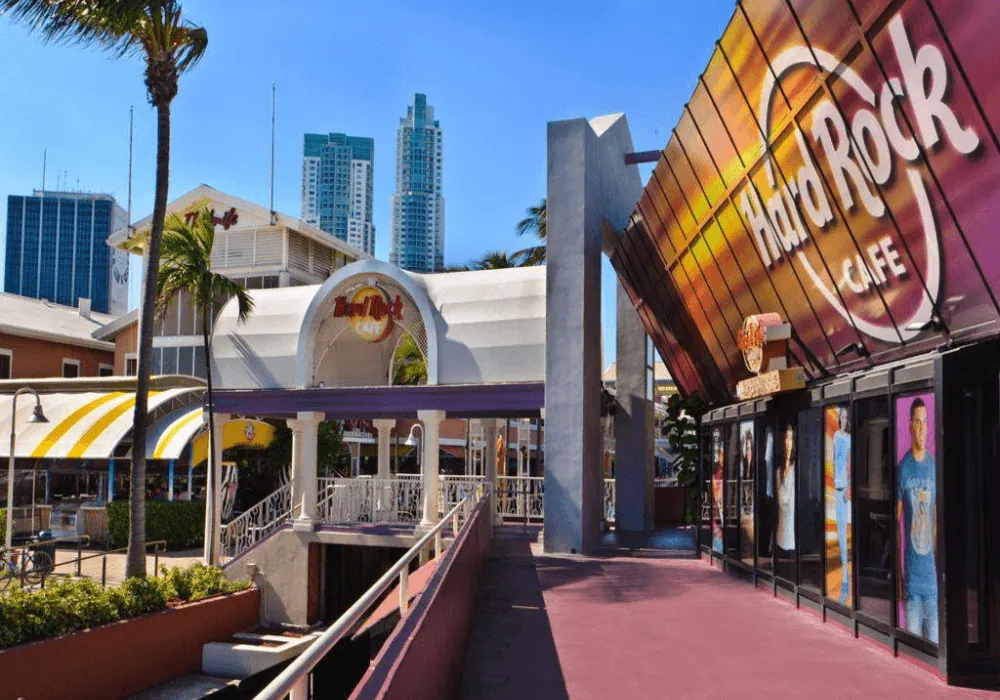 Hard Rock Cafe Miami Dining Experience