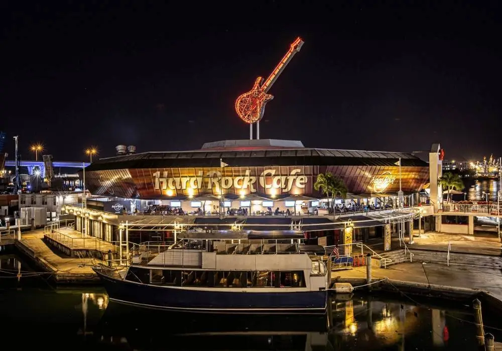 Hard Rock Cafe Miami Dining Experience
